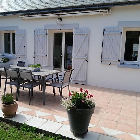 Chambre D'Hote Bord De Loire La Bohalle Exterior foto